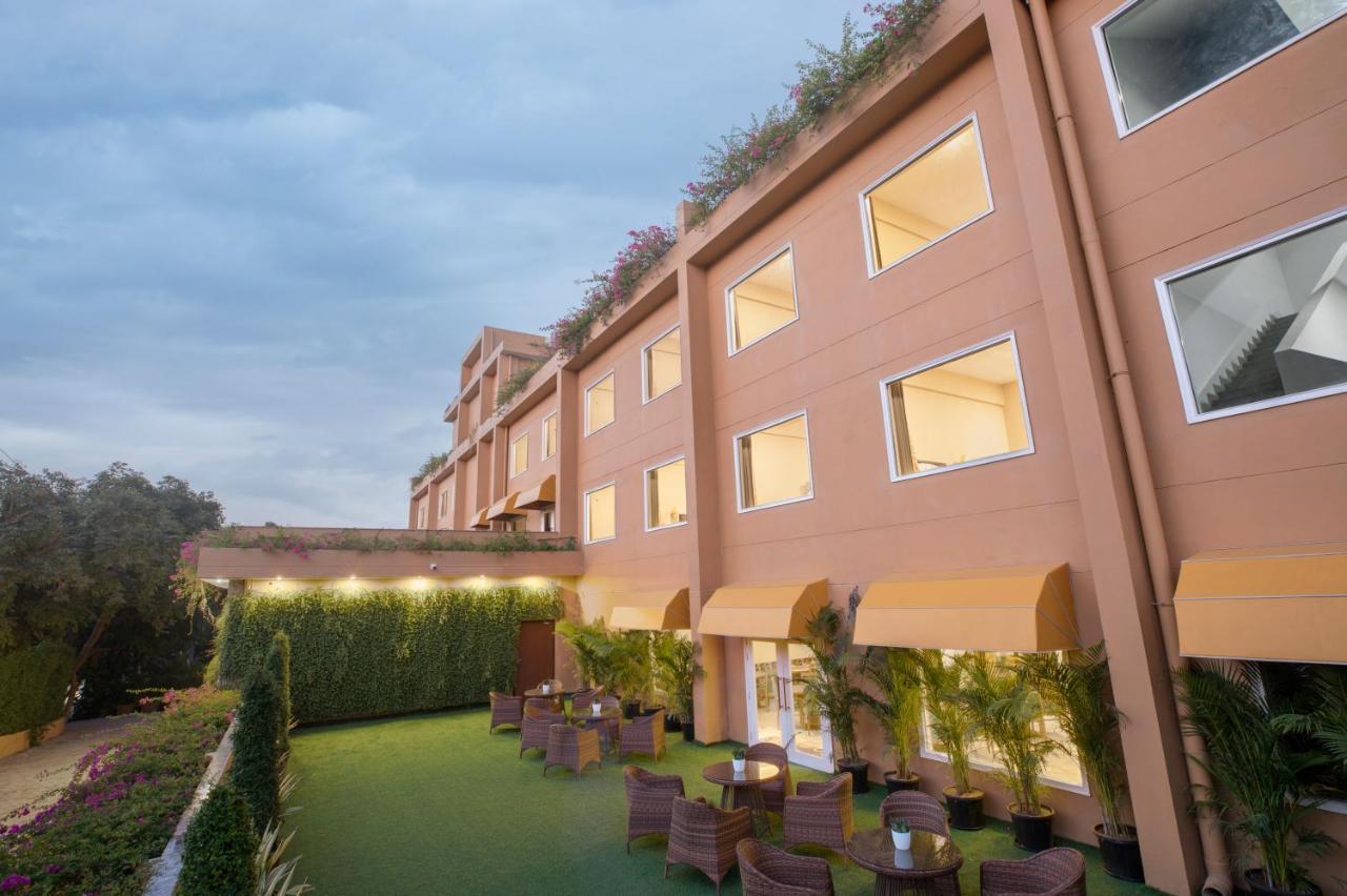 The Lalita Grand Mathura- Vrindavan Eksteriør bilde