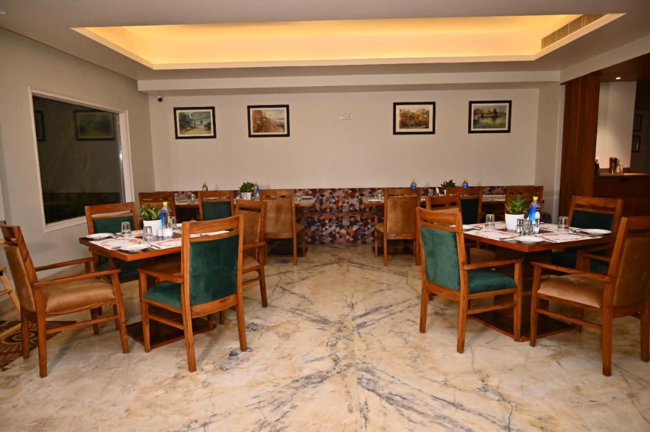 The Lalita Grand Mathura- Vrindavan Eksteriør bilde