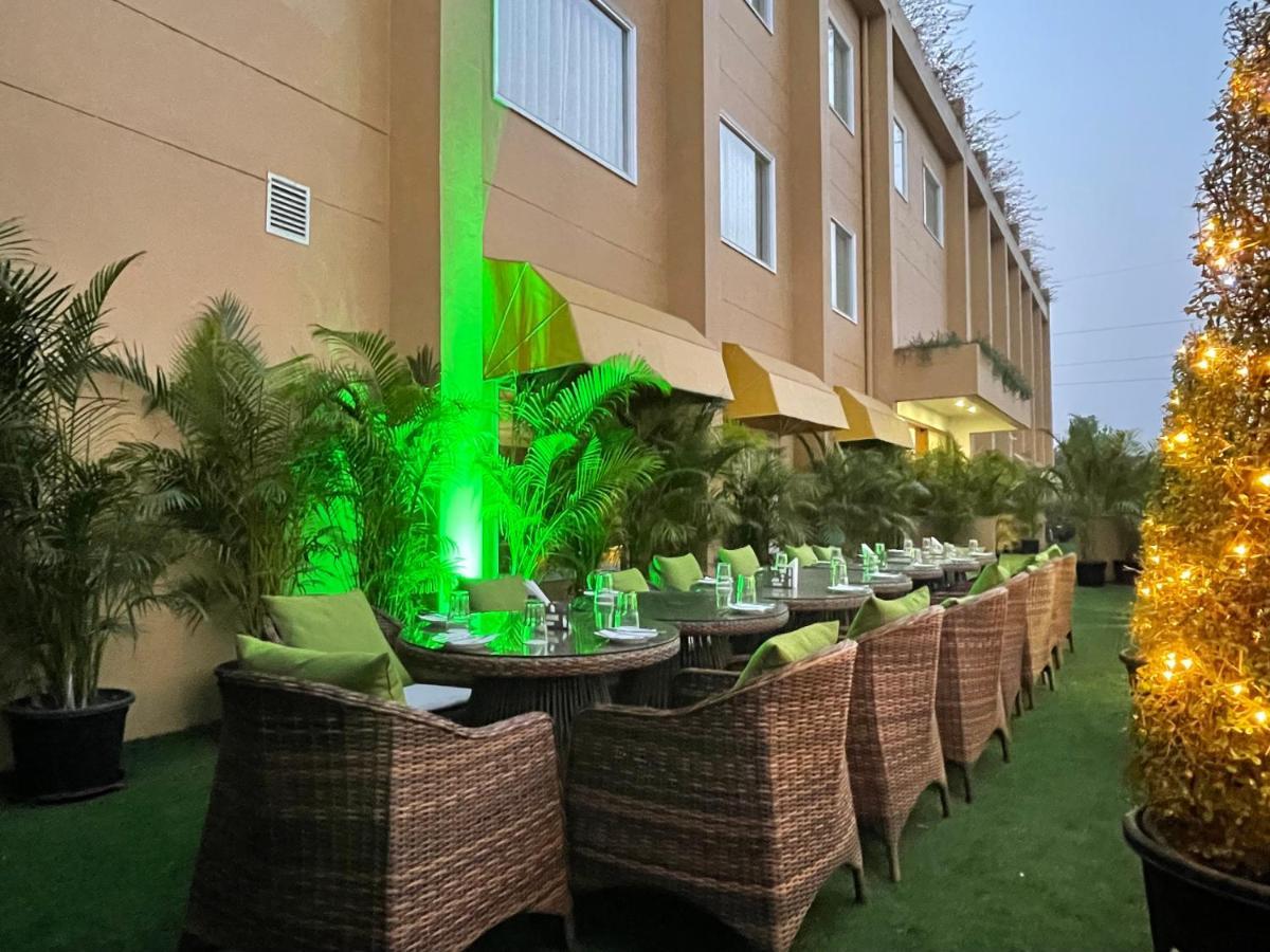 The Lalita Grand Mathura- Vrindavan Eksteriør bilde
