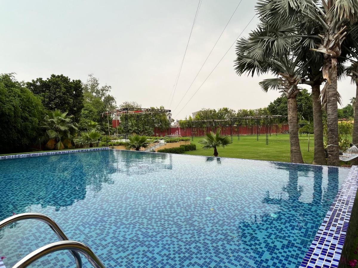 The Lalita Grand Mathura- Vrindavan Eksteriør bilde